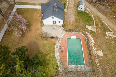 53 Andrews Road Woodstock CT 06281