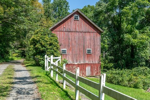 A home in New Milford