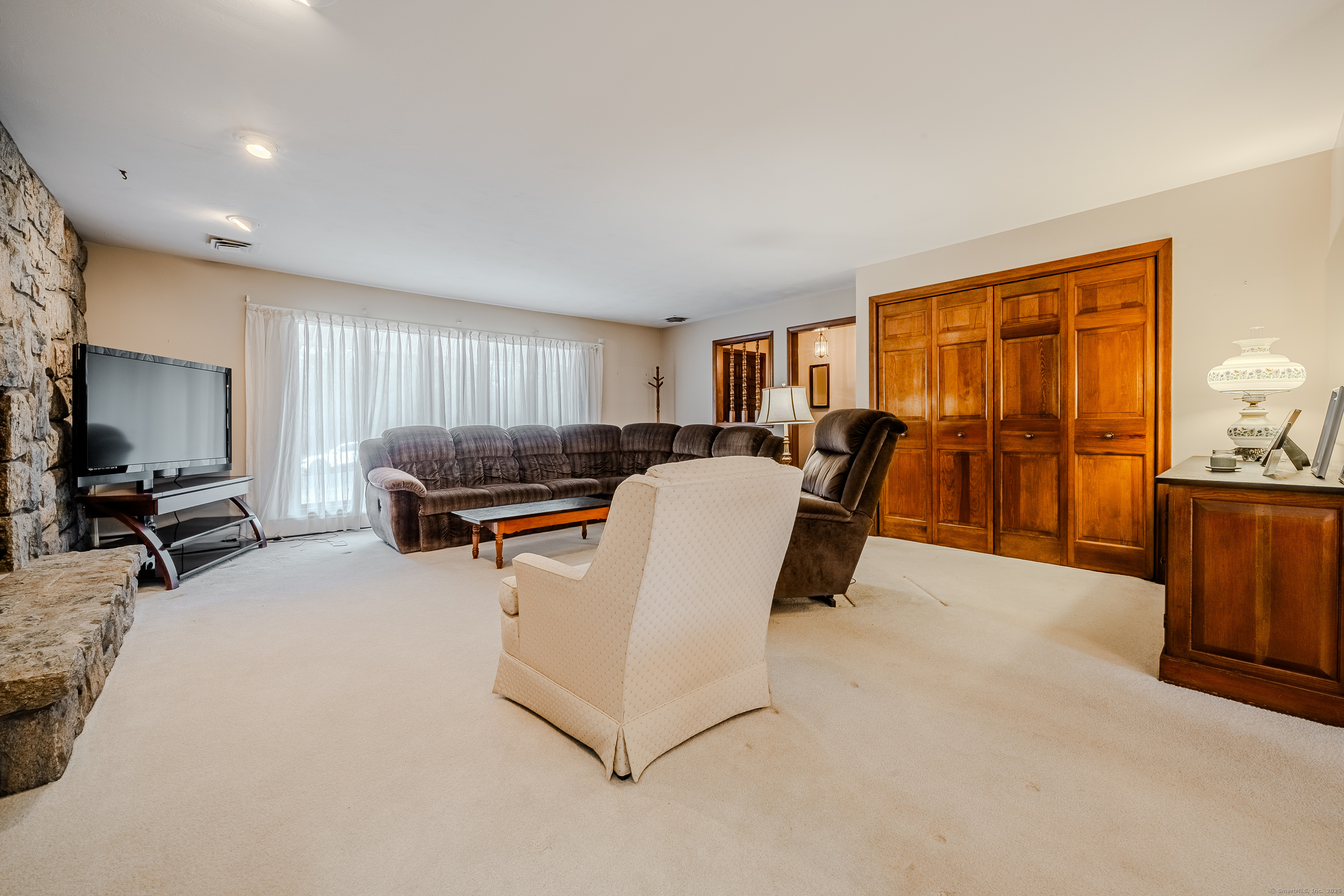 479 Alpom Drive, Orange, Connecticut image 8