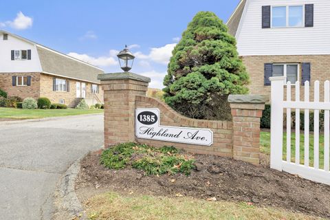 Photo of 1385 Highland Avenue #13A, Waterbury, CT 06708 (MLS # 24135924)