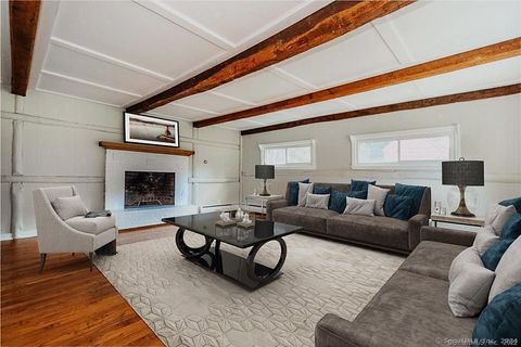 Photo of 279 Fenn Road, Cheshire, CT 06410 (MLS # 24143152)