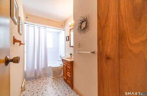 Tiny photo for 72 Glendale Avenue, Middletown, CT 06457 (MLS # 24146316)