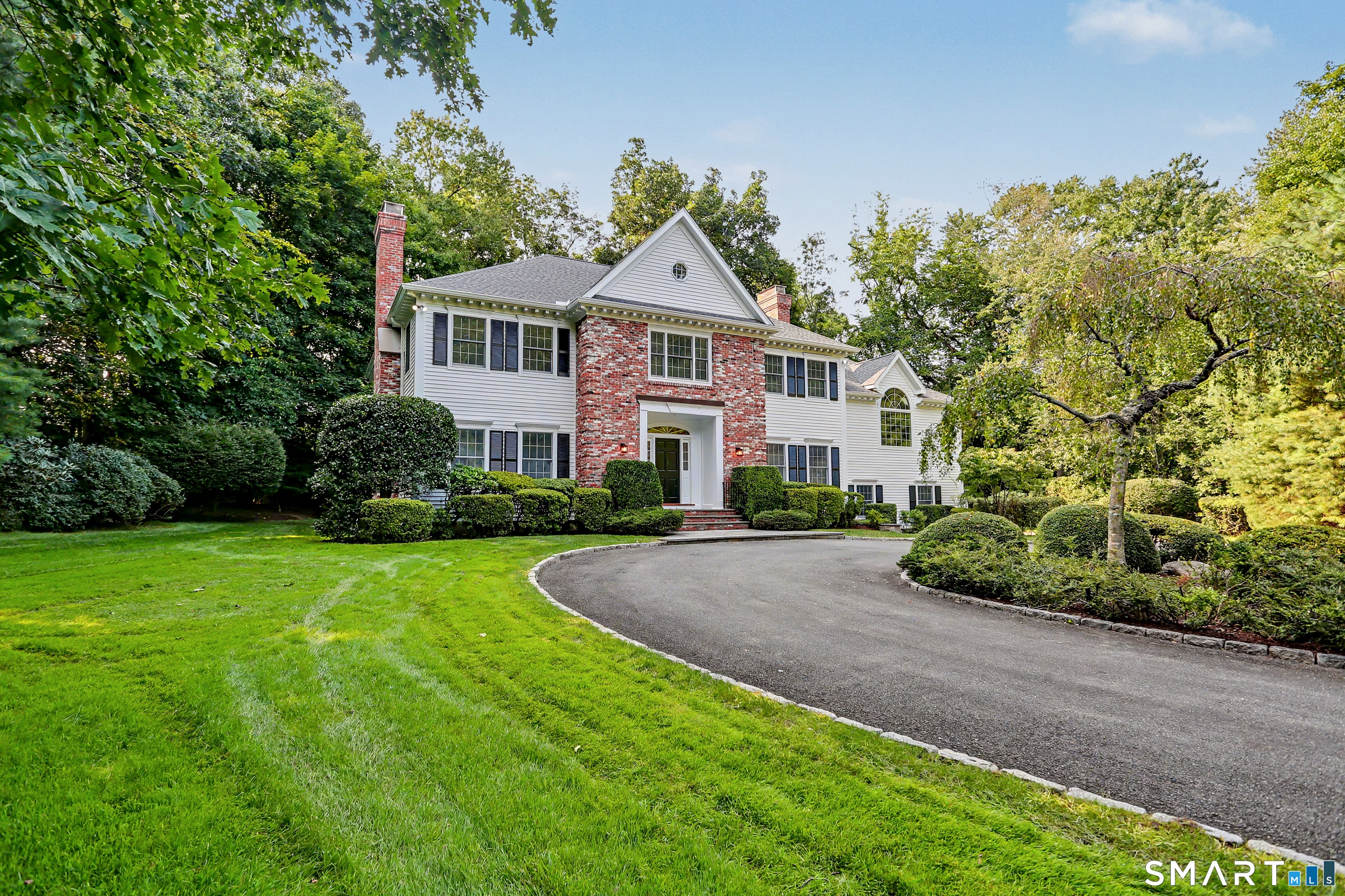 18 Bates Farm Lane