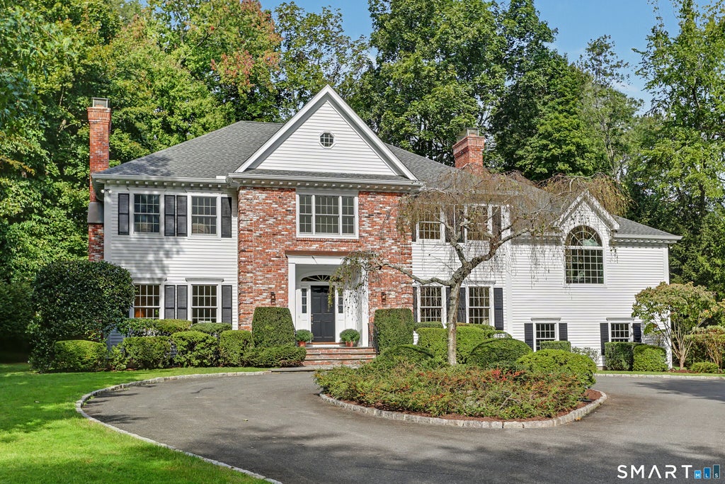 Photo of 18 Bates Farm Lane, Darien, CT 06820 (MLS # 24182550)