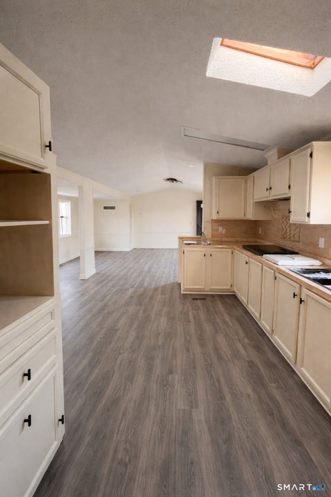 Mobile Home For Sale - 130 Williams Road<br/> Montville, CT 06370