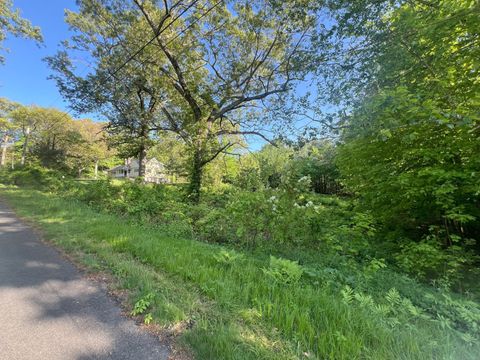 50 Snipsic Lake Road Ellington CT 06029