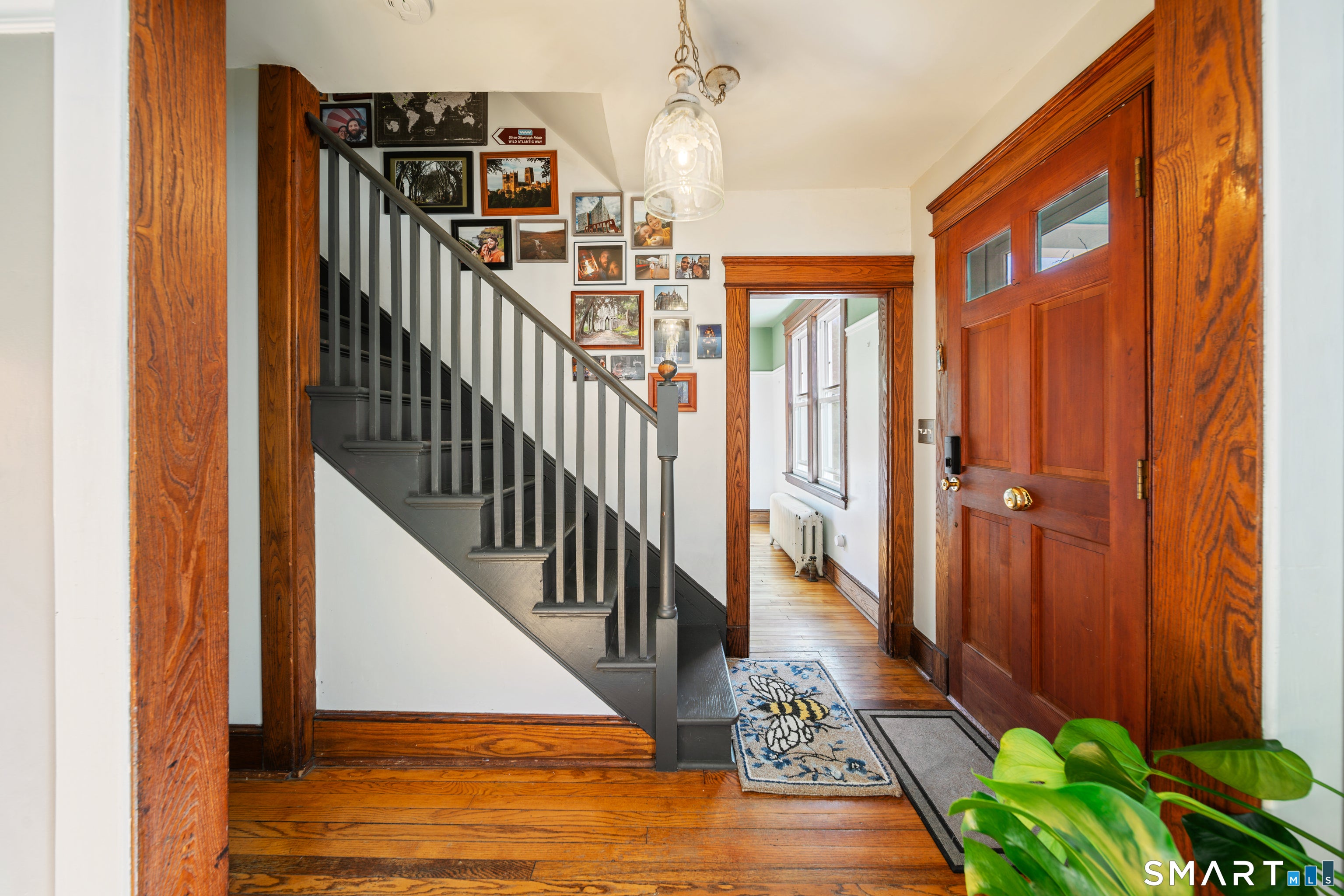 27 Roberts Avenue