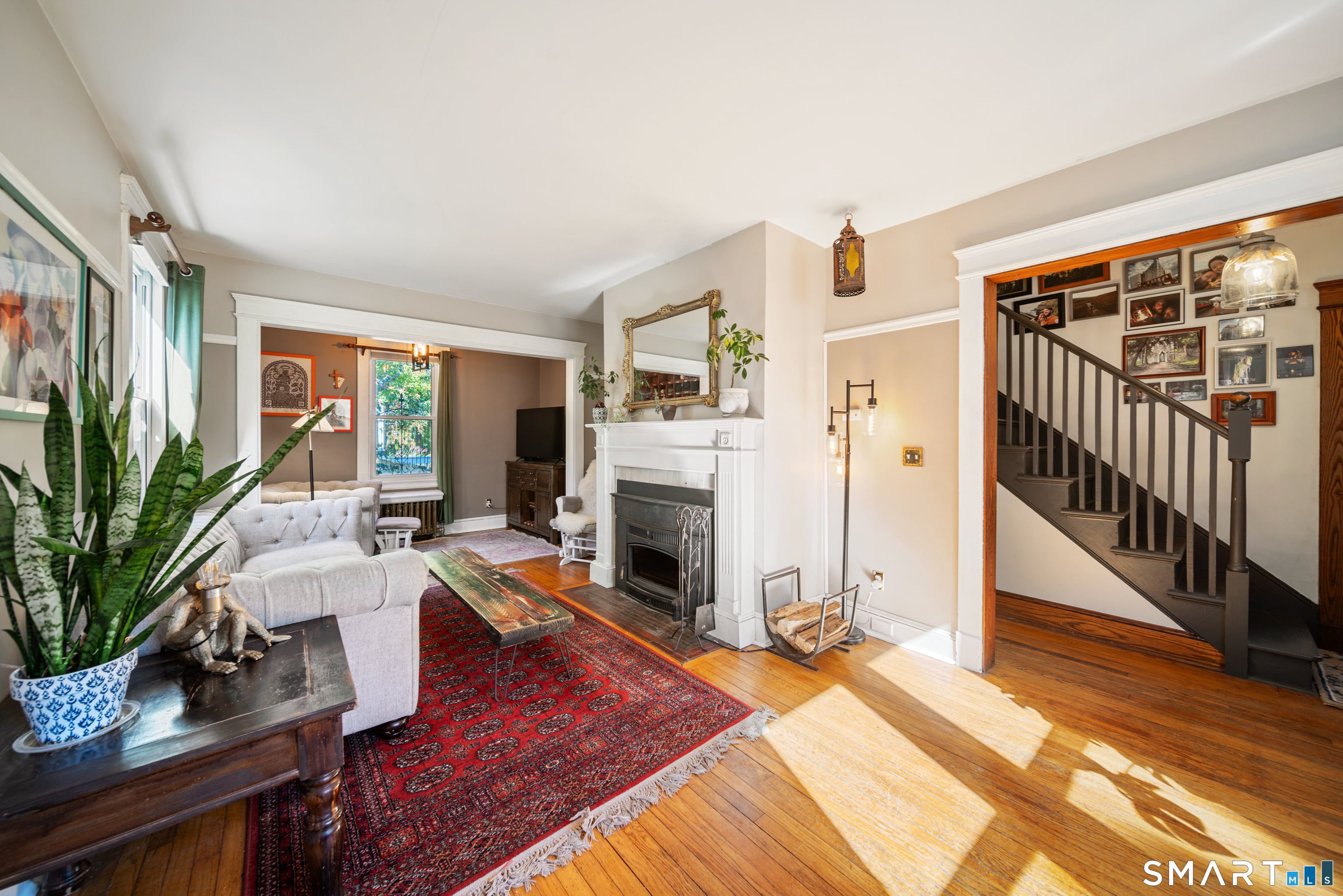 27 Roberts Avenue