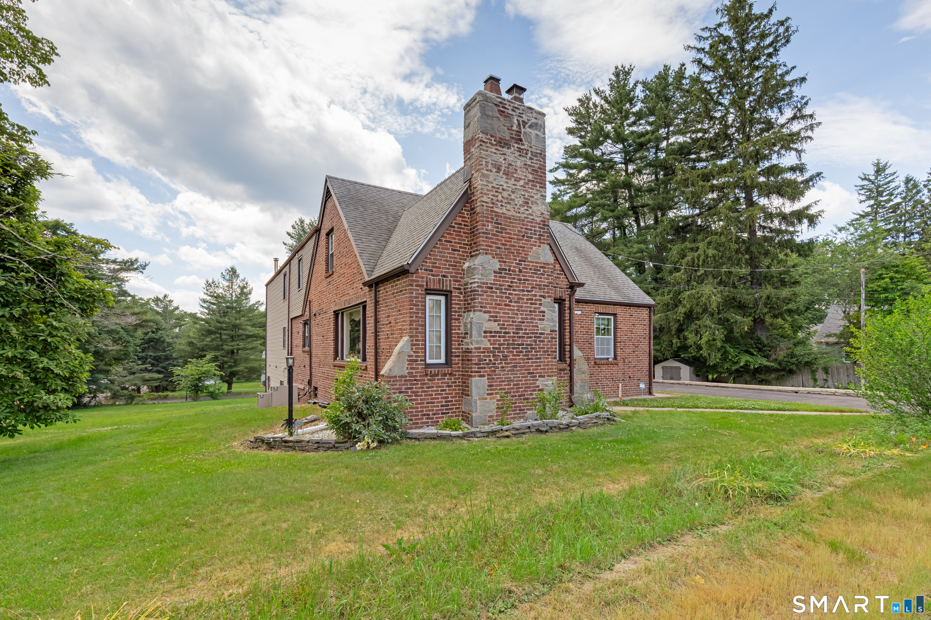 816 Woodruff Road