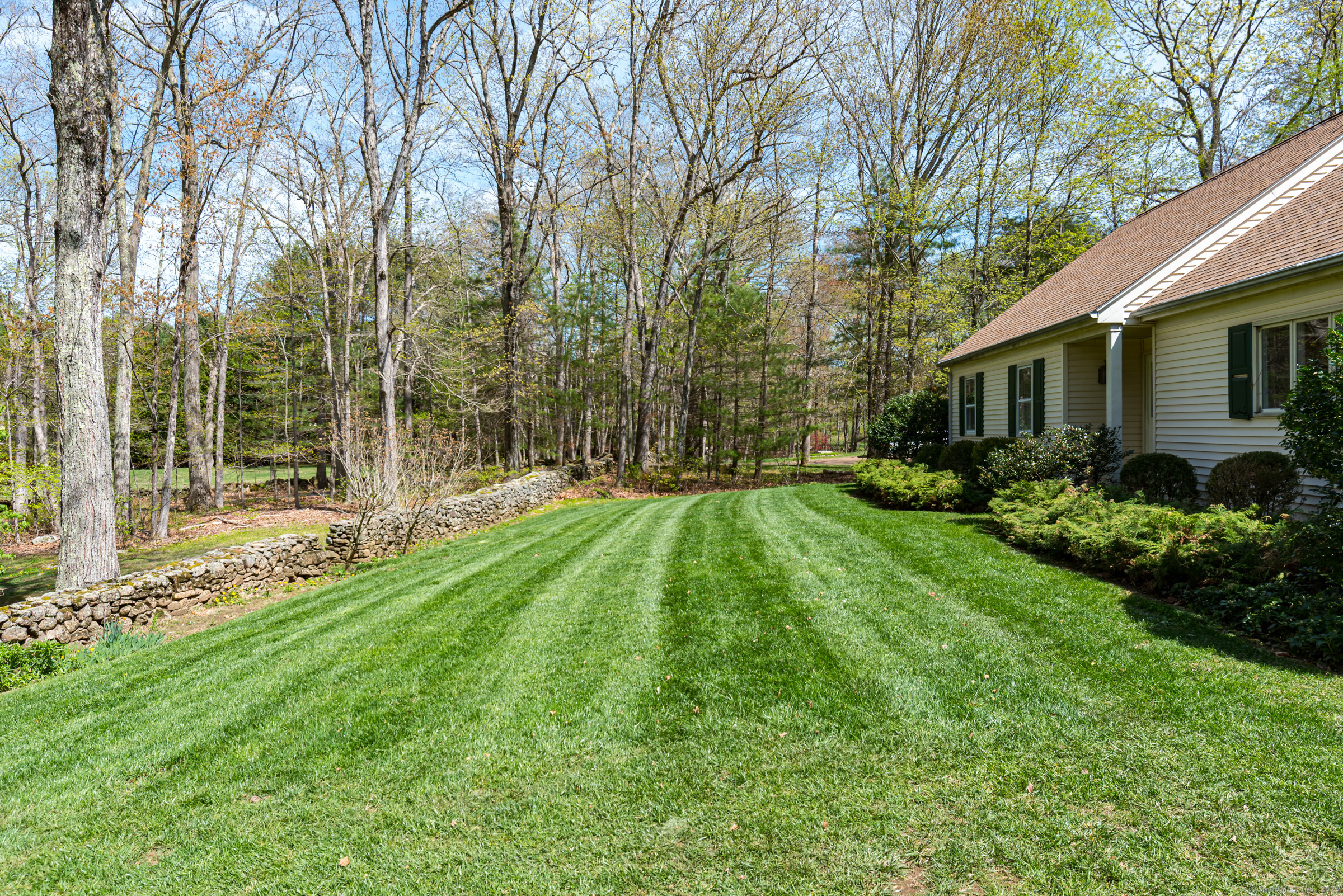 262 Turnpike Road, Willington, Connecticut image 27