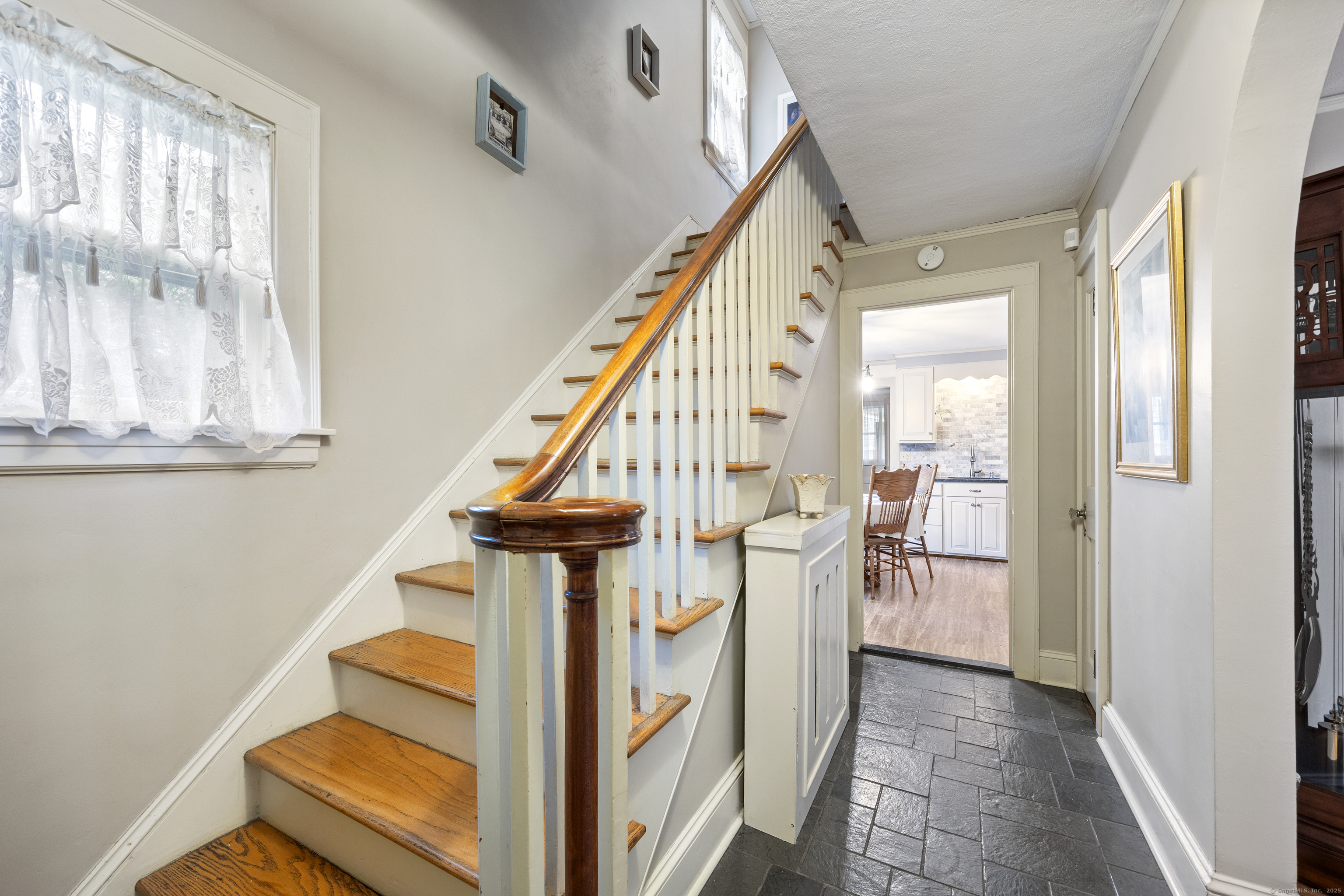 8 Usher Avenue, Plainville, Connecticut image 2