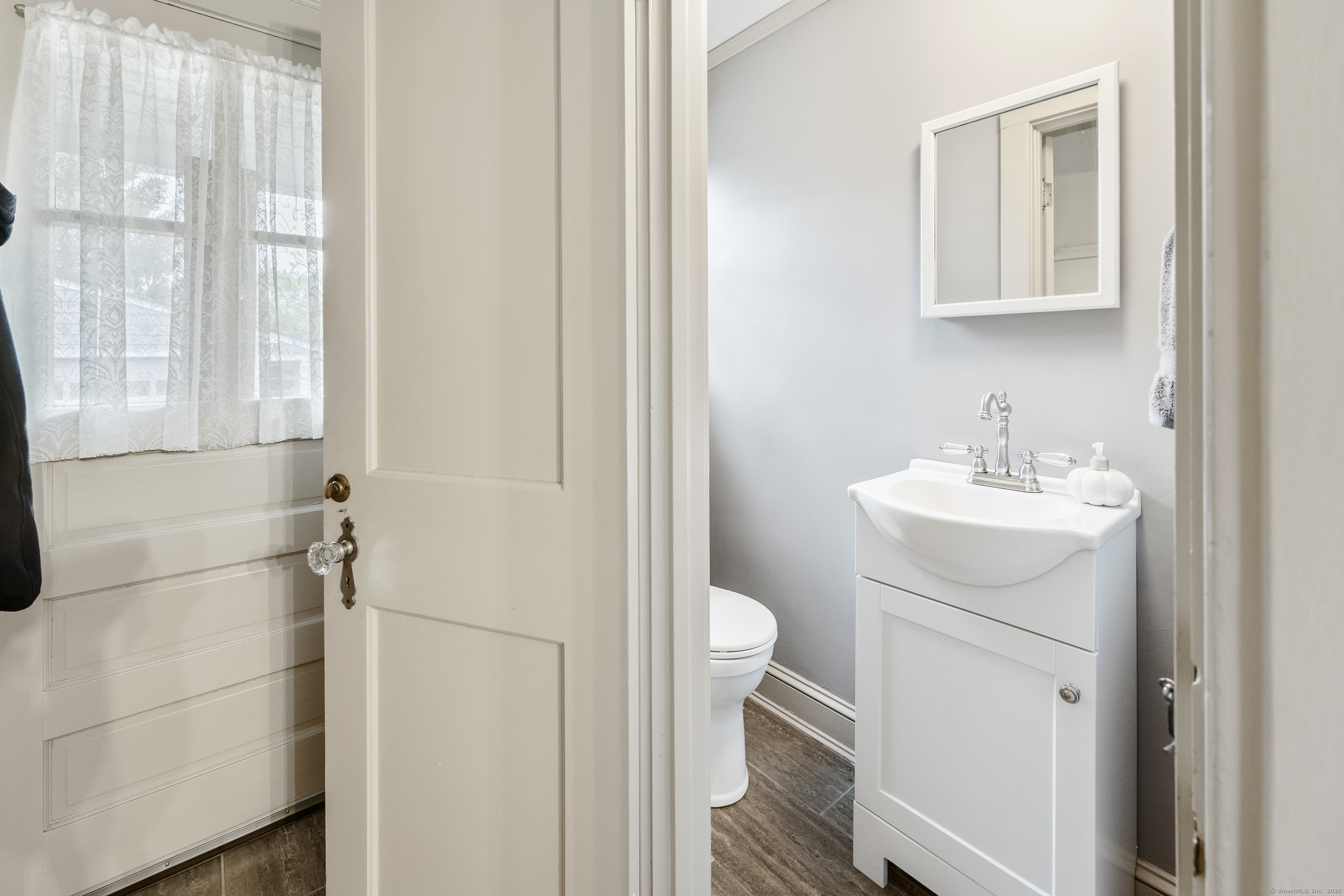 8 Usher Avenue, Plainville, Connecticut image 19