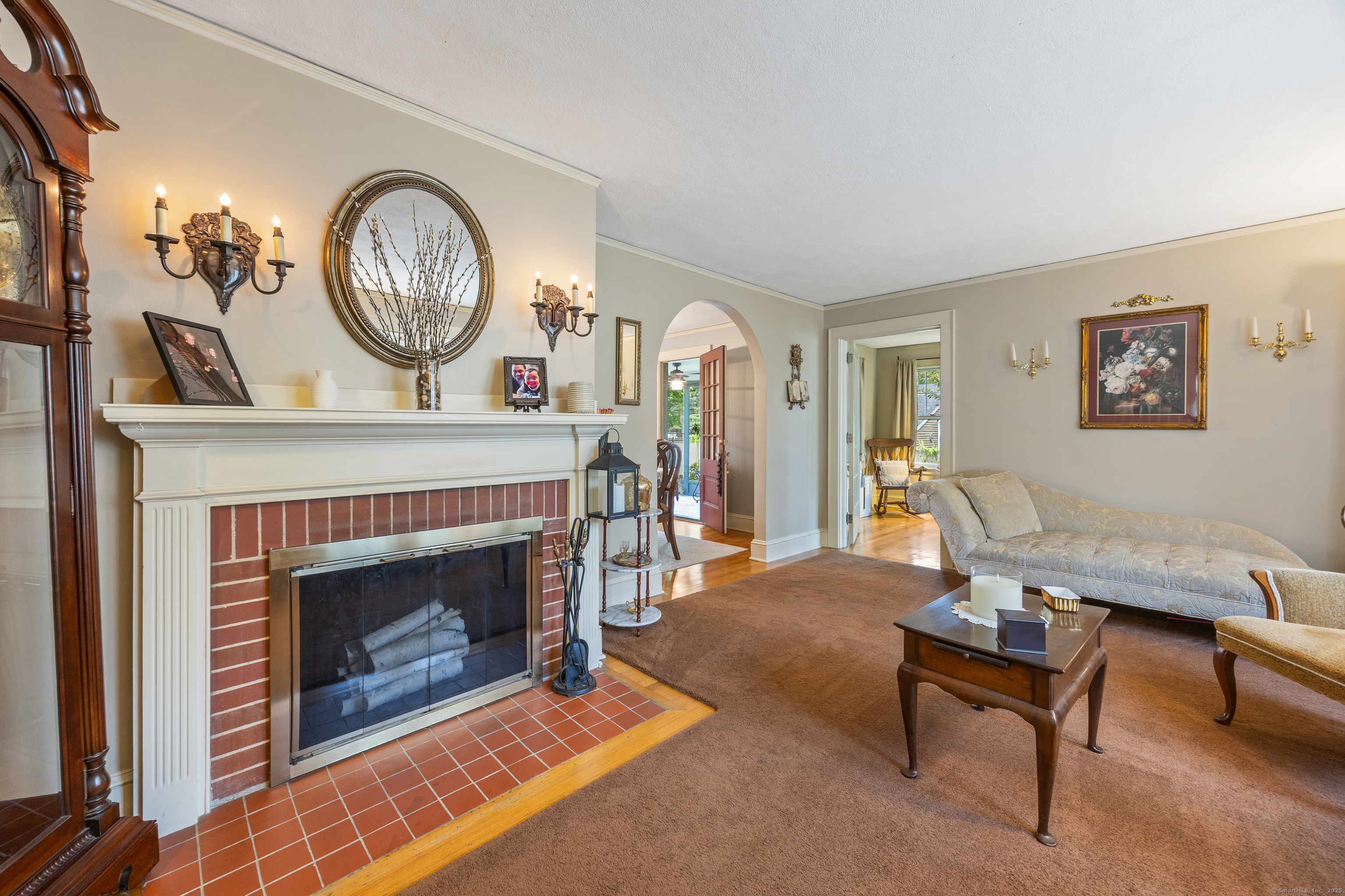 8 Usher Avenue, Plainville, Connecticut image 4