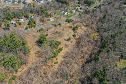 45 Hoskins Road Simsbury CT 06070