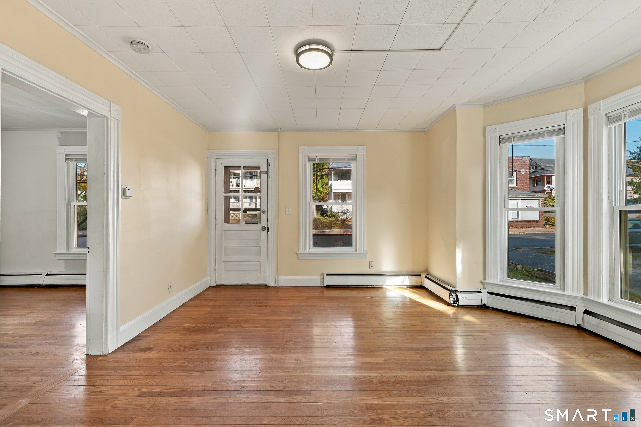 31 Wolcott Avenue 1