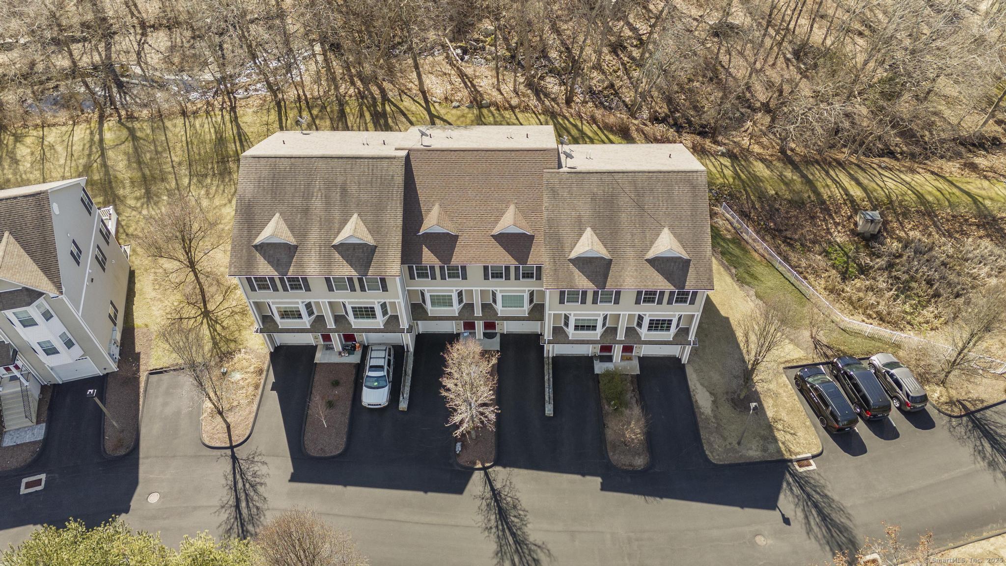 1 Summer Brook Way #1, Seymour, Connecticut image 3