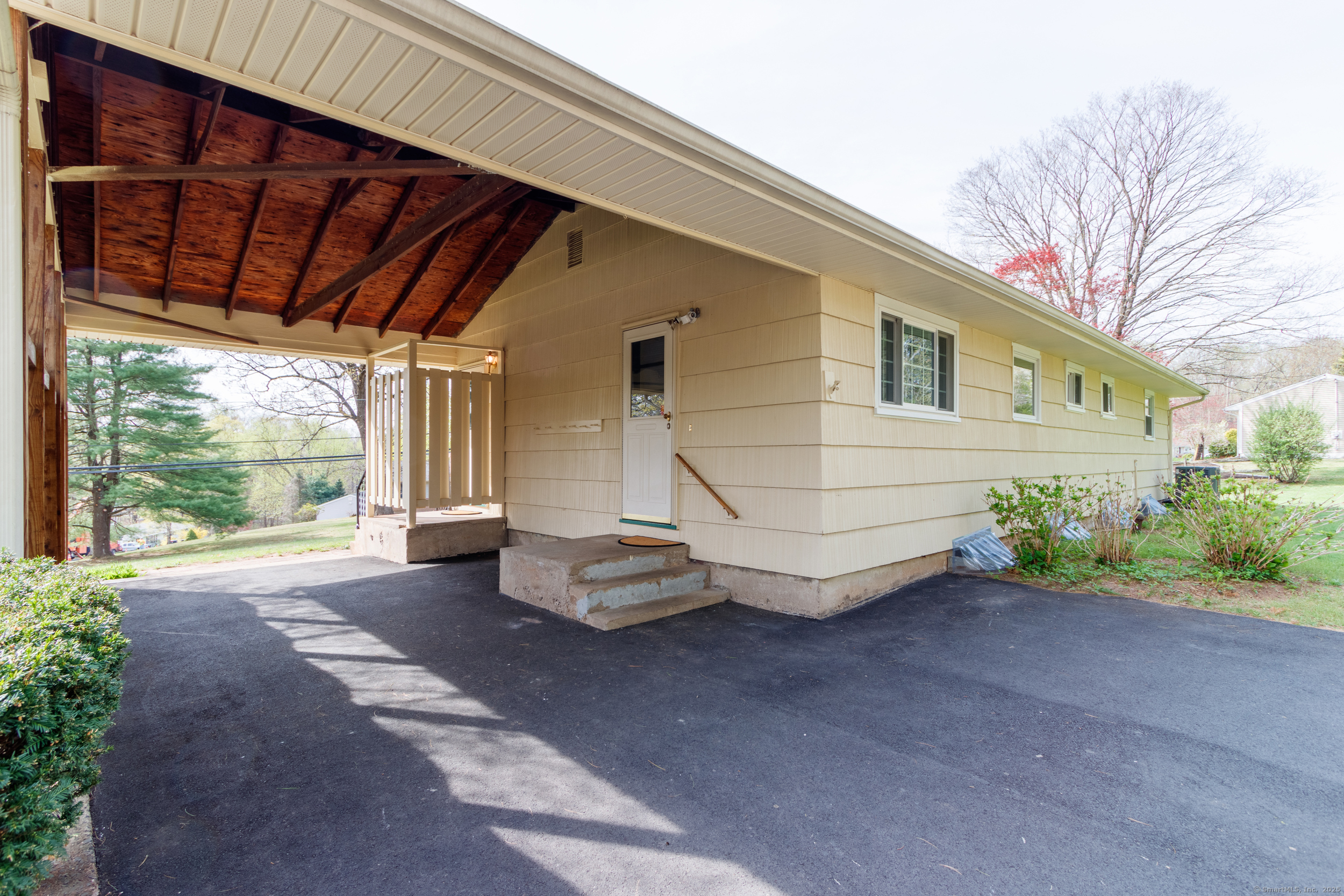 3 Ridgecrest Road, Wallingford, Connecticut image 4