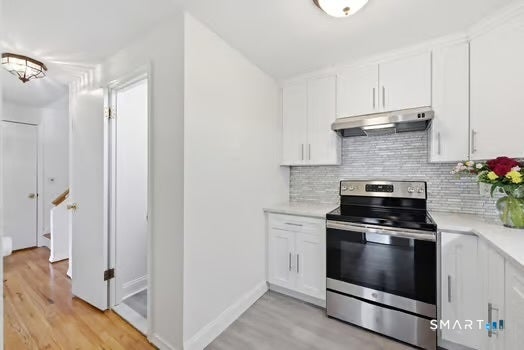 7 Sharon Lane 7