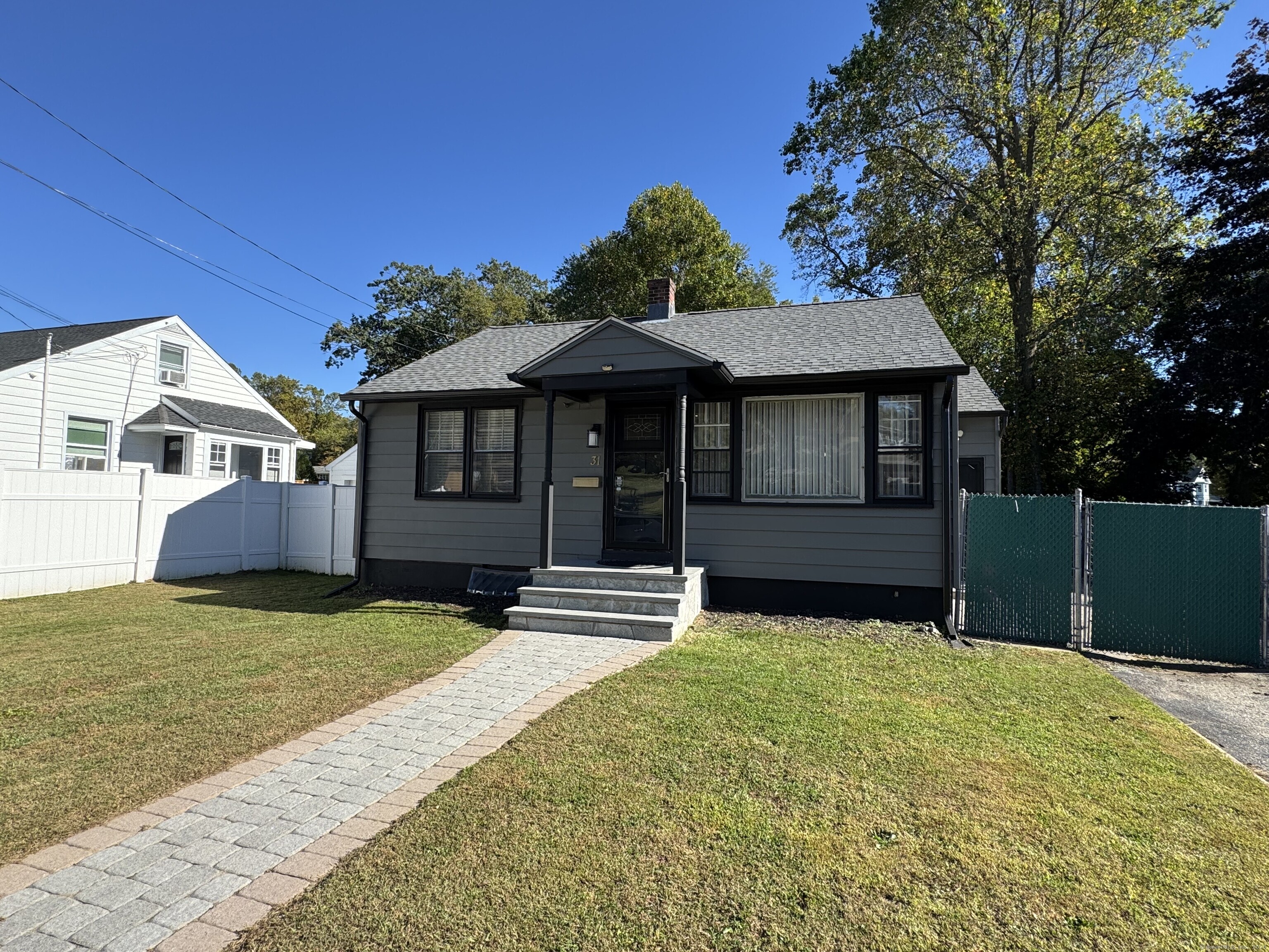 Naugatuck, Connecticut 06770, United States, 2 Bedrooms Bedrooms, ,1 BathroomBathrooms,Residential,Coming Soon,220576