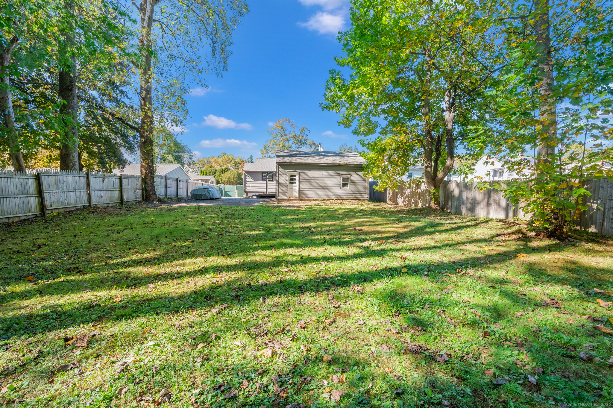 Naugatuck, Connecticut 06770, United States, 2 Bedrooms Bedrooms, ,1 BathroomBathrooms,Residential,Coming Soon,220576