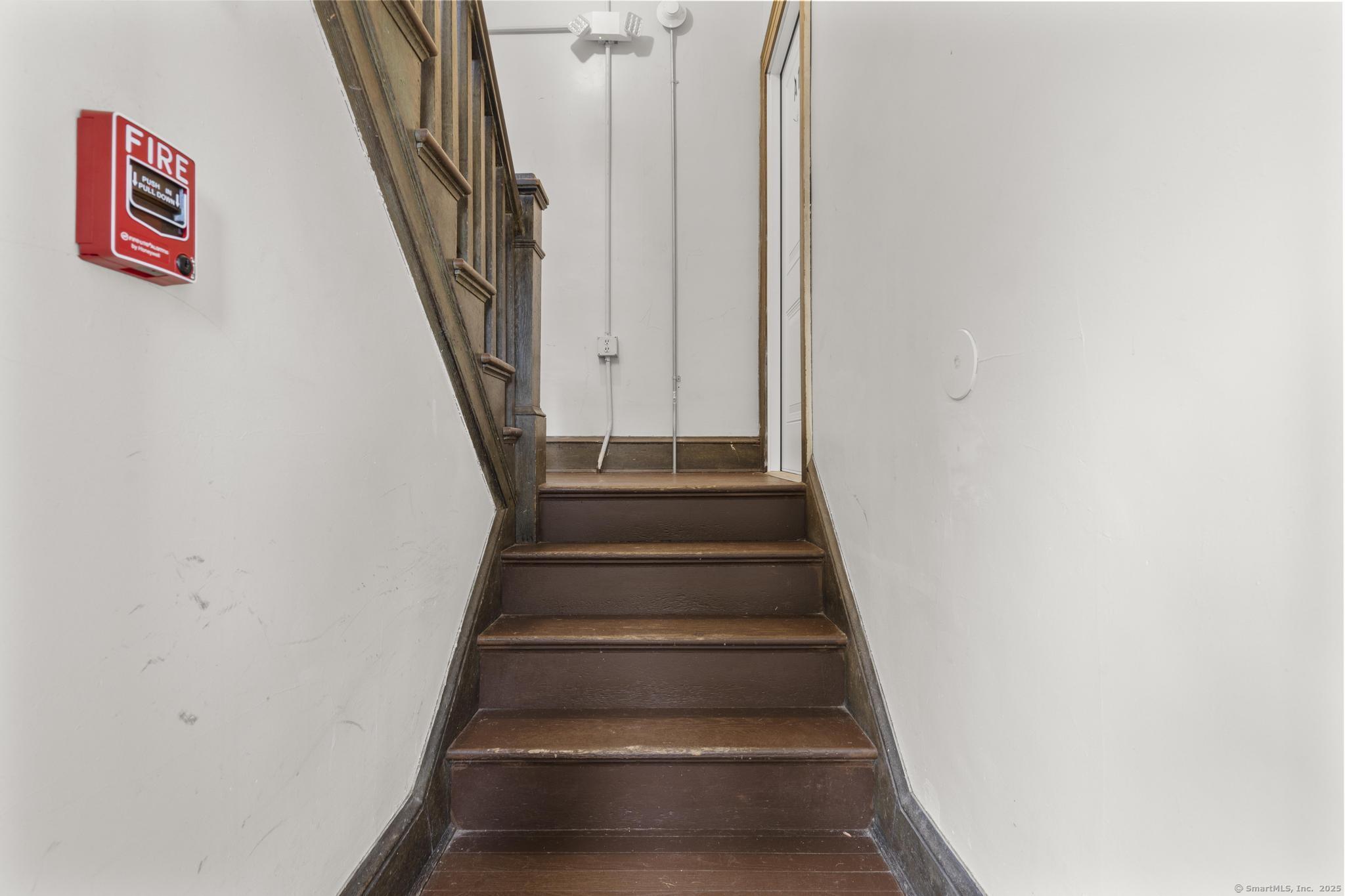 Hartford, Connecticut 06183, United States, 1 Bedroom Bedrooms, ,1 BathroomBathrooms,Residential,Active,144475