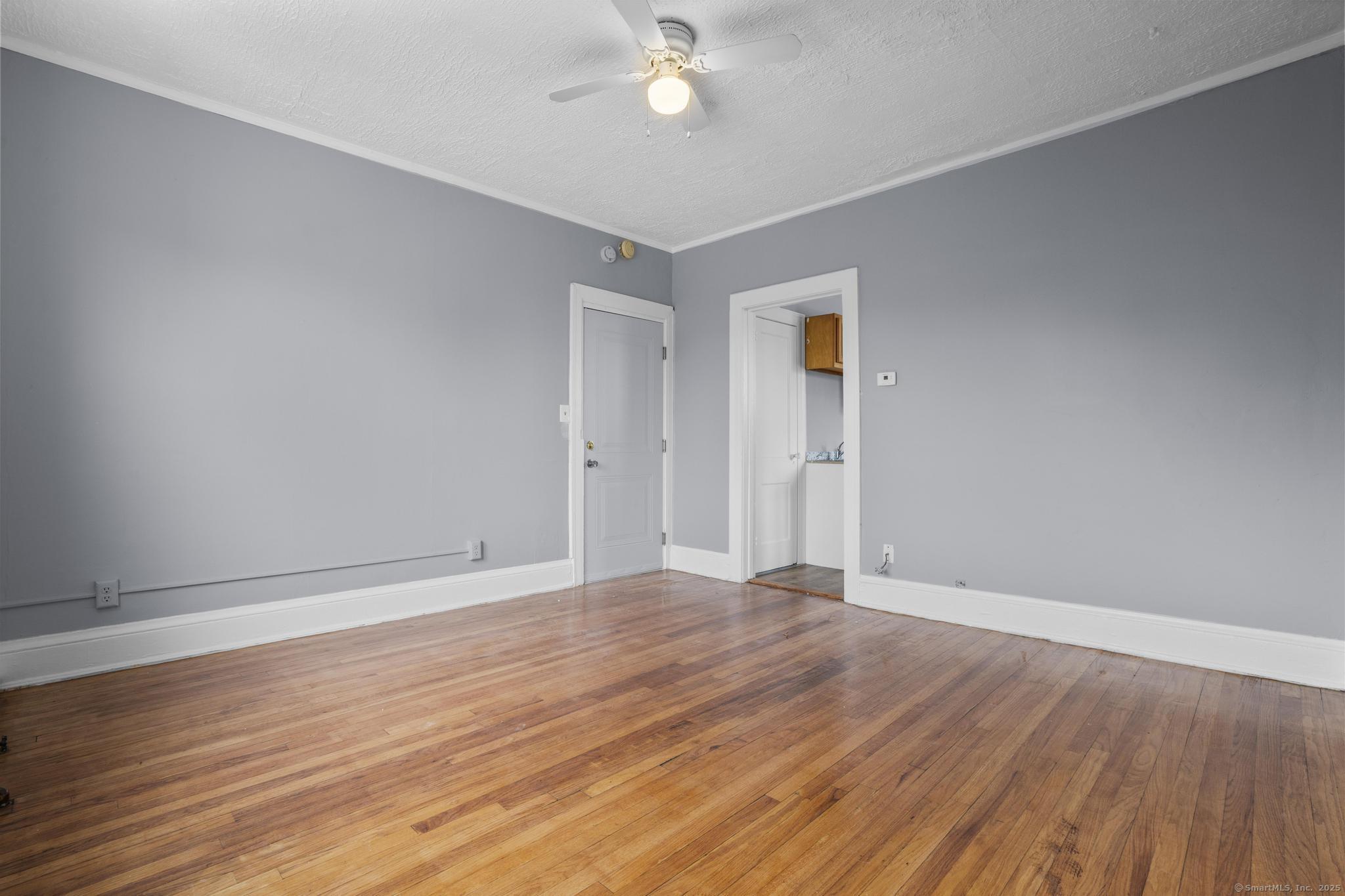 Hartford, Connecticut 06183, United States, 1 Bedroom Bedrooms, ,1 BathroomBathrooms,Residential,Active,144475