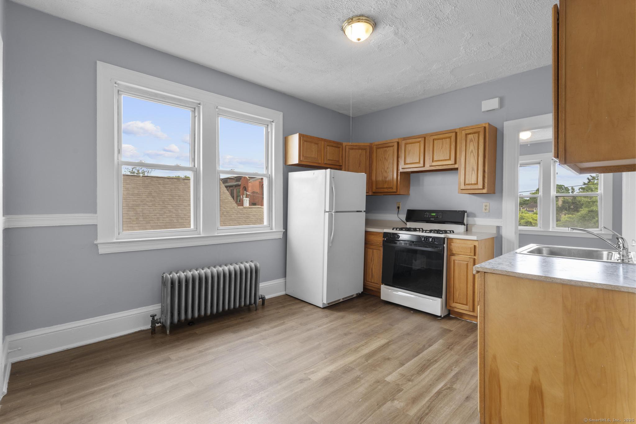 Hartford, Connecticut 06183, United States, 1 Bedroom Bedrooms, ,1 BathroomBathrooms,Residential,Active,144475