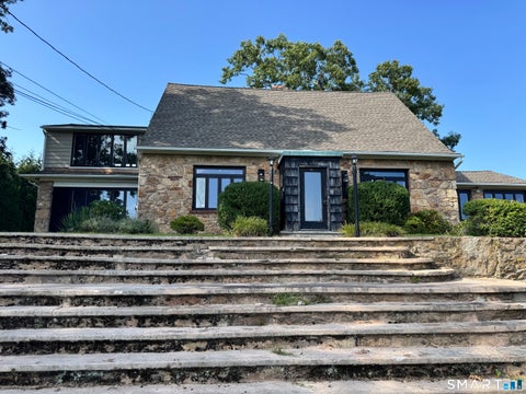 Multifamily For Rent - 2 Meadow Place #A1<br/> East Haven, CT 06512