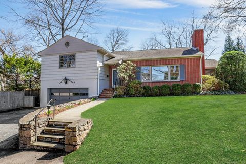 17 Perryridge Road Greenwich CT 06830