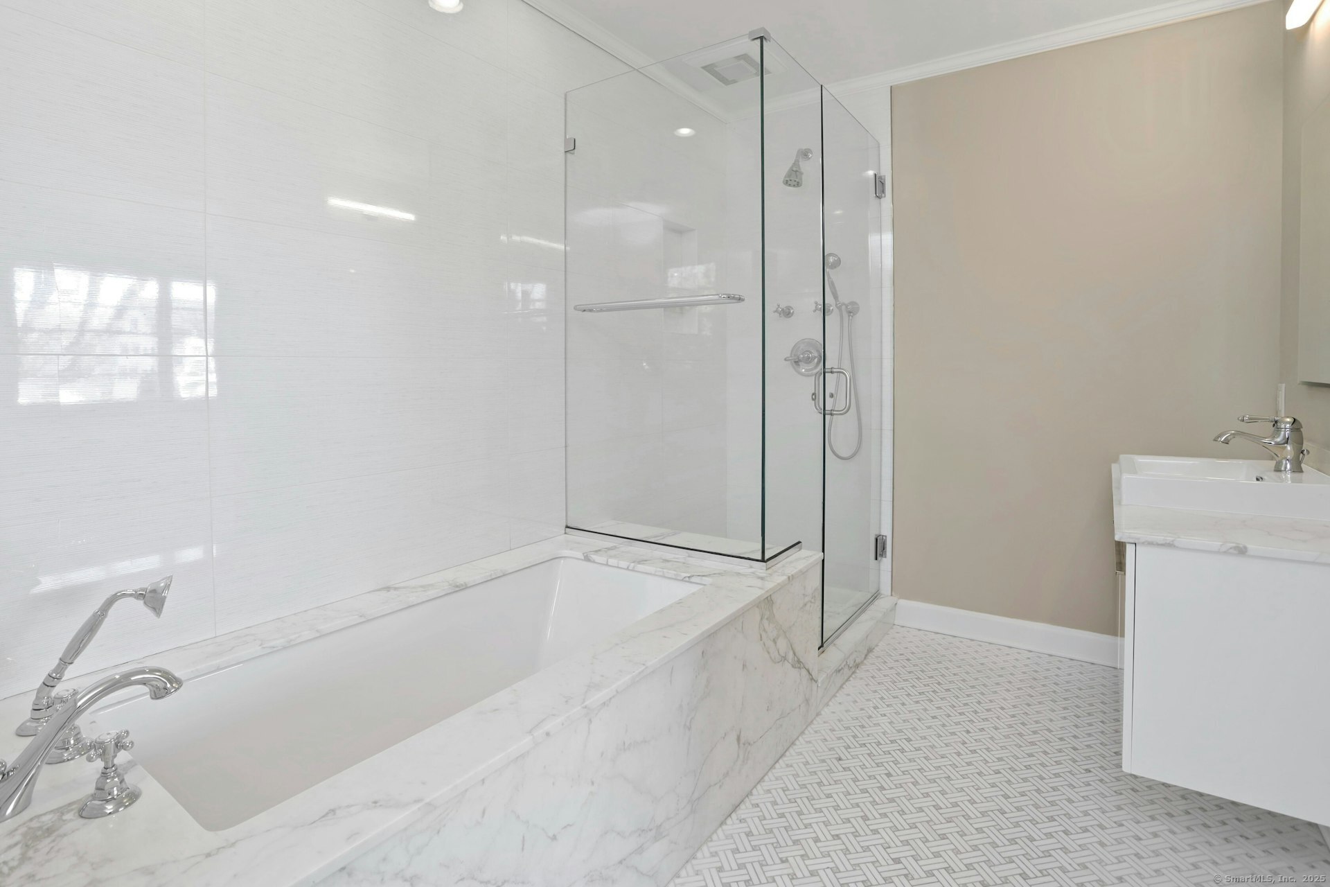 17 Perryridge Road, Greenwich, Connecticut image 22