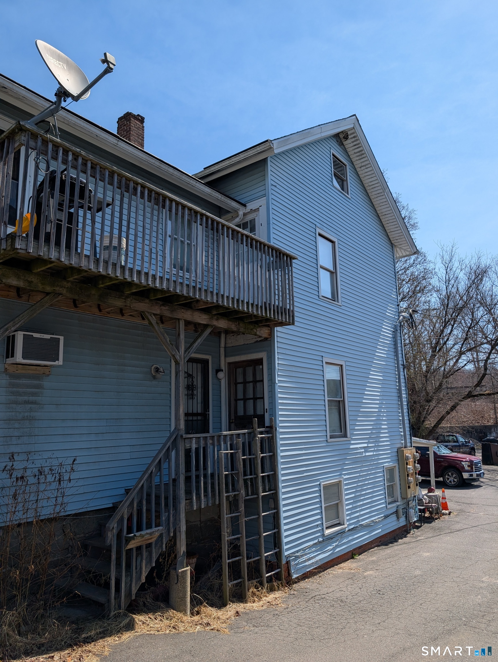 4 Summit Street