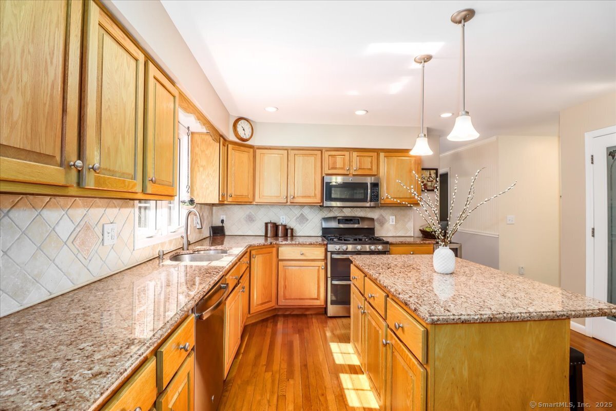 8 Winston Way, New Milford, Connecticut image 6