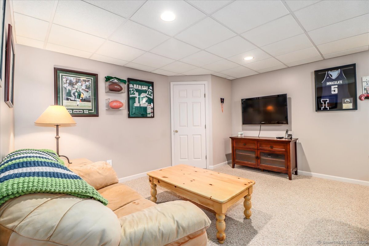 8 Winston Way, New Milford, Connecticut image 31