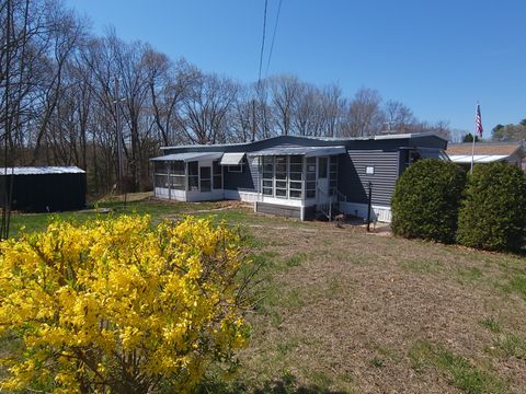 28 Ridge Circle Mansfield CT 06268