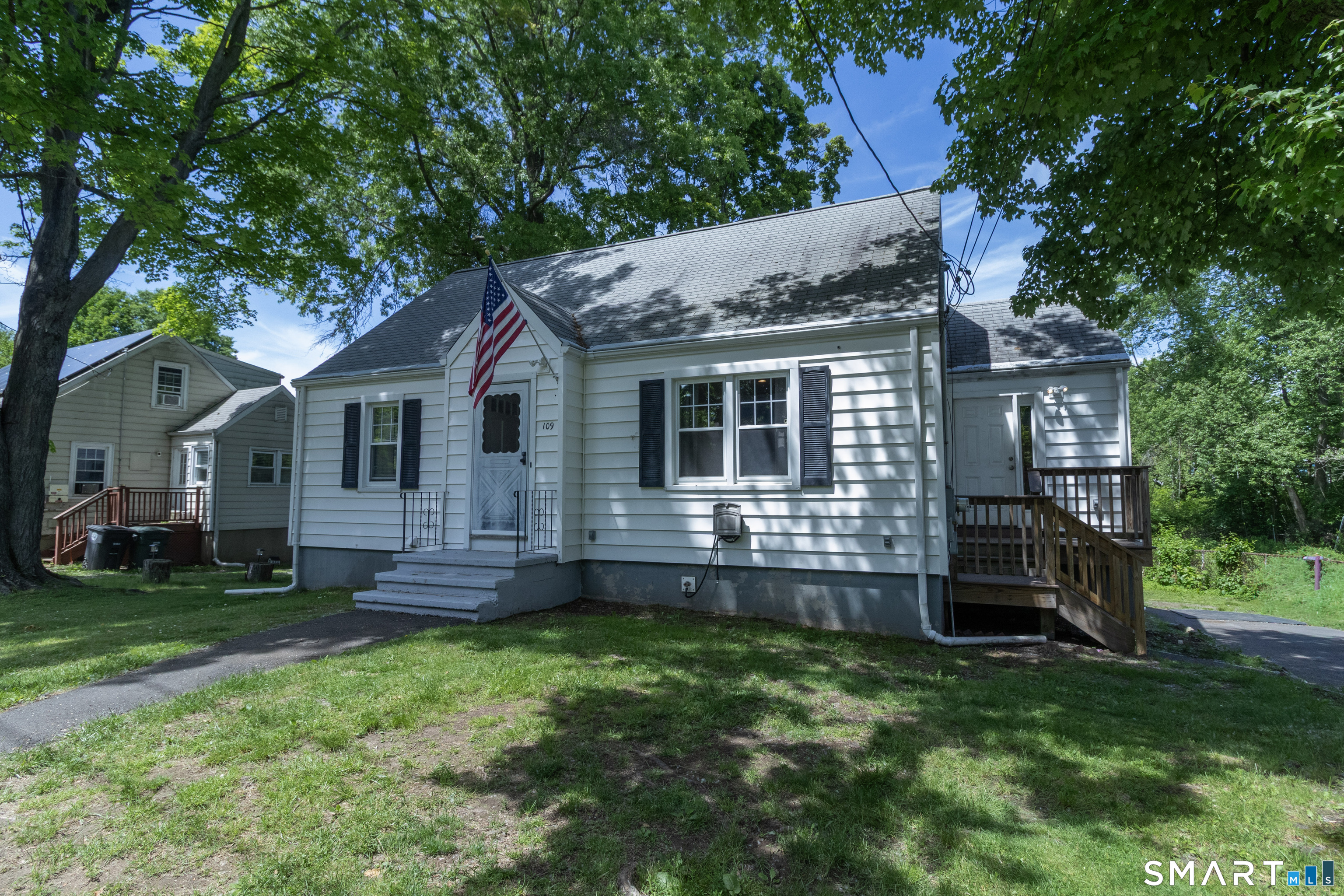109 Ford Street