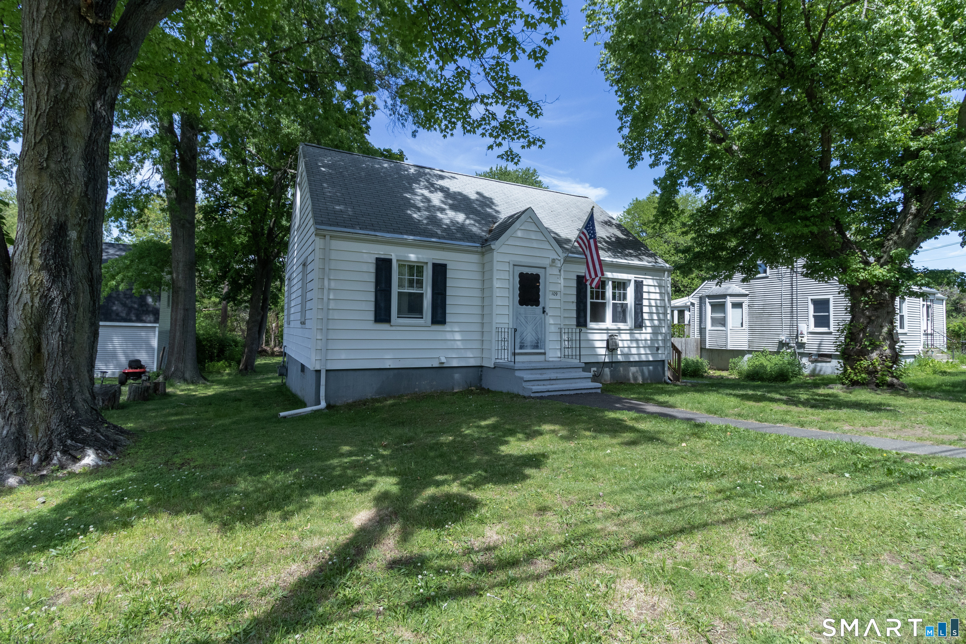109 Ford Street