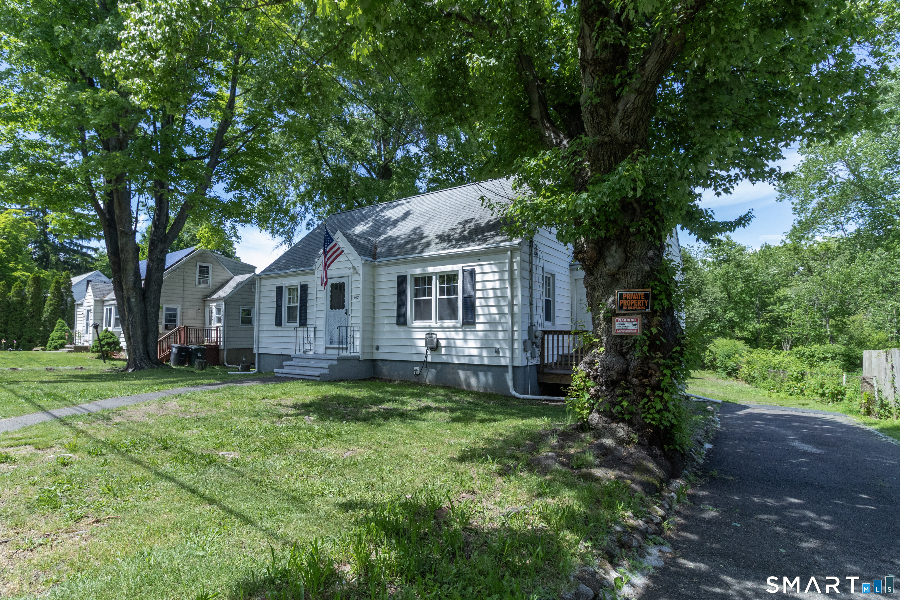 109 Ford Street