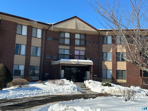 Tiny photo for 1312 Cromwell Hills Drive #1312, Cromwell, CT 06416 (MLS # 24151936)