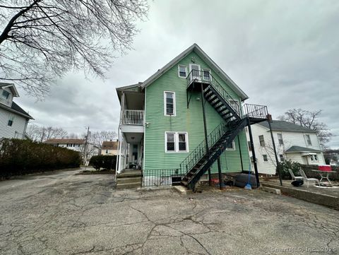 Tiny photo for 25 Fairfield Avenue #3rd fl, Danbury, CT 06810 (MLS # 24134214)
