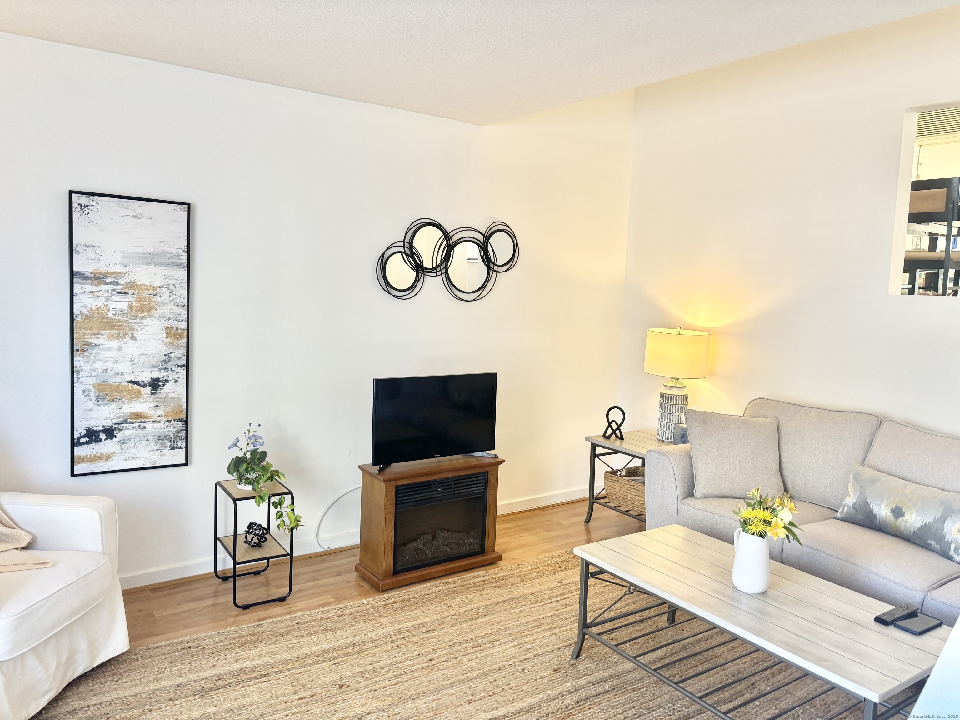 60 Old Town Road 143