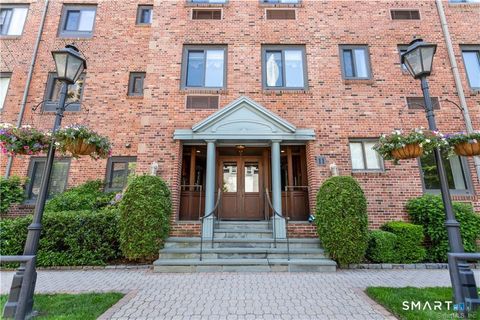 Photo of 11 Lafayette Court #5B, Greenwich, CT 06830 (MLS # 24150479)