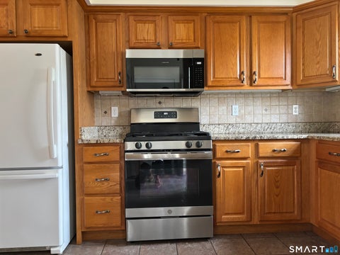 Tiny photo for 511 Elm Street #9-1, North Haven, CT 06473 (MLS # 24197591)