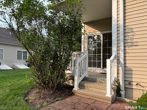 Tiny photo for 511 Elm Street #9-1, North Haven, CT 06473 (MLS # 24197591)