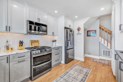 Tiny photo for 32 Harbour View Place #32, Stratford, CT 06615 (MLS # 24134778)