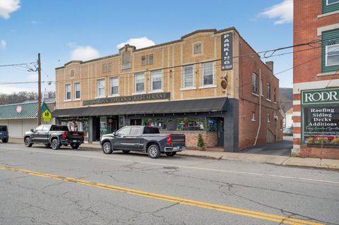 Photo of 84 Main Street, Thomaston, CT 06787 (MLS # 24142629)