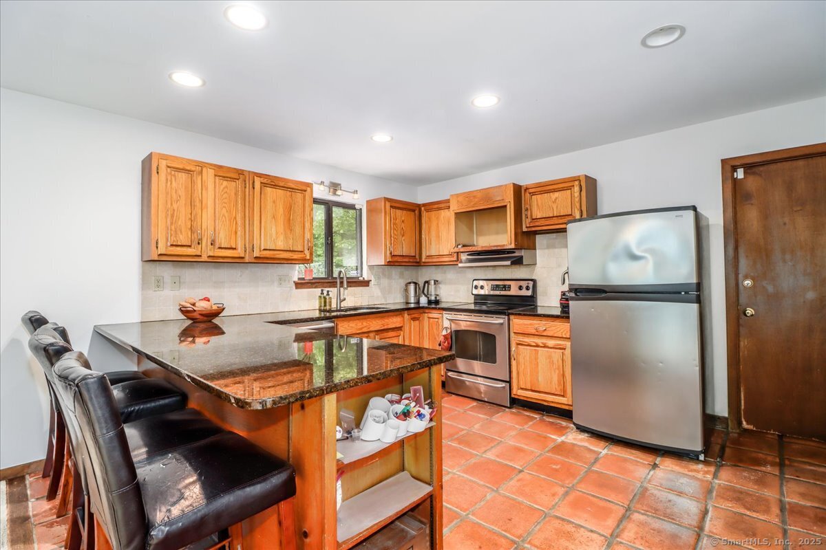 6 Kristy Drive, Bethel, Connecticut image 6