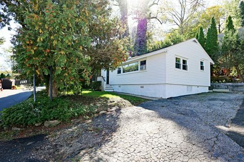 Tiny photo for 213 Mamanasco Road, Ridgefield, CT 06877 (MLS # 24150691)