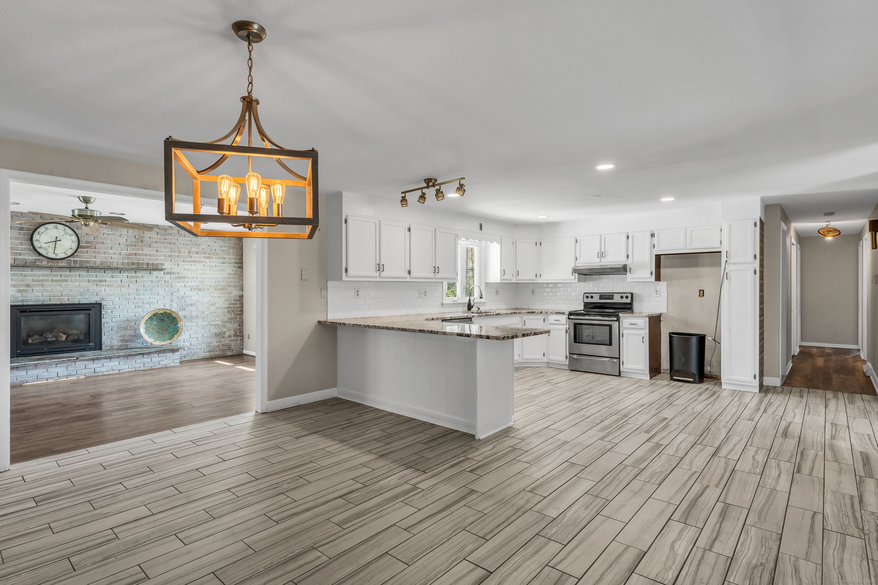 200 Bender Road, Hamden, Connecticut image 14