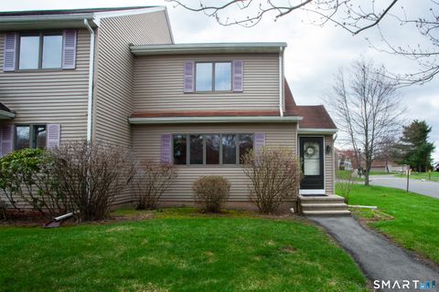 Photo of 66 Woodcock Court #66, Windsor Locks, CT 06096 (MLS # 24179338)