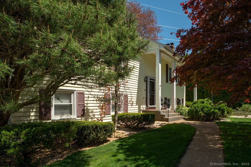 1053 Meriden Avenue, Southington, Connecticut image 3